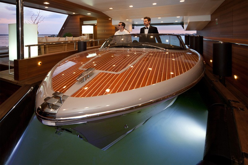 The Most Spectacular Yacht In The World With Indoor Pool Aquarium And